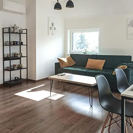 Apartamento Lovely In With Sauna